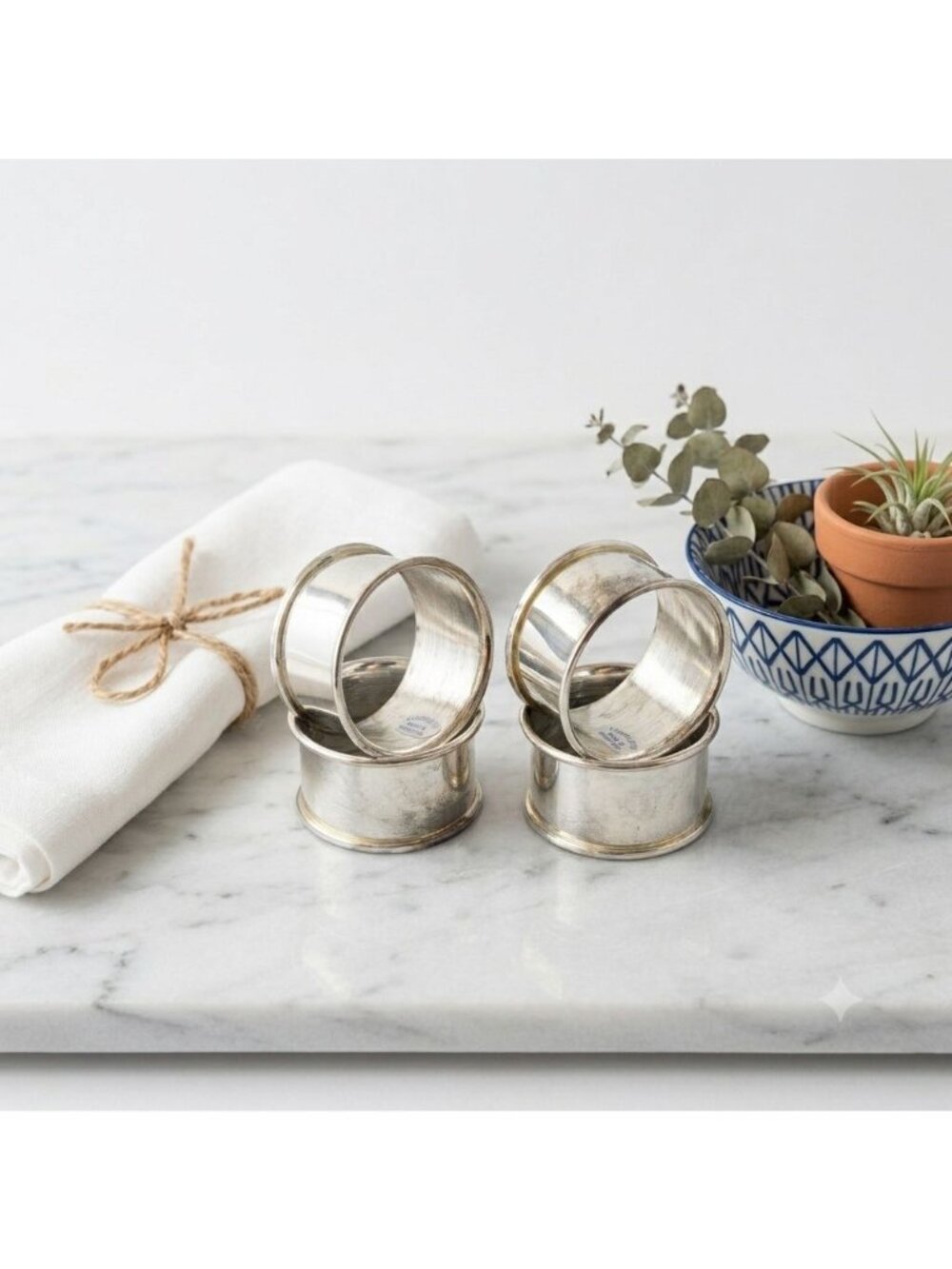 Vintage Silver Plated Napkin Ring Set 4pc Cylindrical Holiday Table Decor